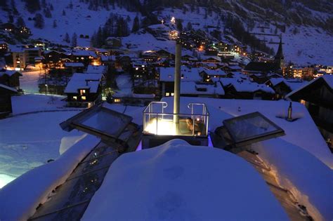 Backstage Chalet Zermatt • Alpine Guru