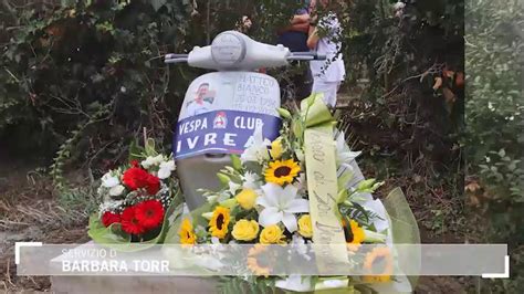 Ivrea A San Bernardo Una Targa A Forma Di Vespa Per Ricordare Matteo