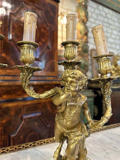 Proantic Paire De Chandeliers En Bronze Dore D Apres Un Modele De Clo