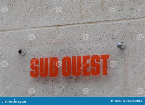 Sud Ouest Logo And Text Sign Of French Newspaper Regional Daily Paper