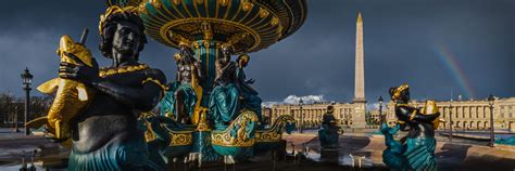 Fontaine Des Mers Et Ob Lisque De La Place De La Concorde Paris