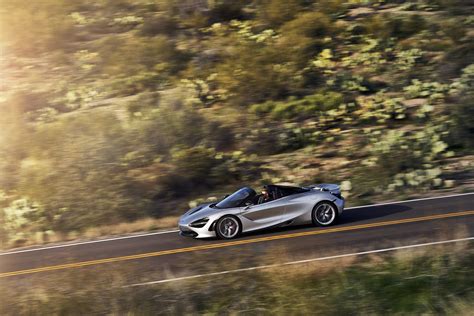 McLaren 720S Spider Review - GTspirit