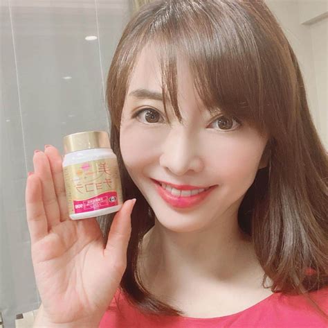 高村凛さんのインスタグラム写真 高村凛instagram「若い時からお世話になってるチョコラbb💓 最近、美チョコラというサプリを発見して、飲んでますが、調子が良い感じ🥰 チョコラbb