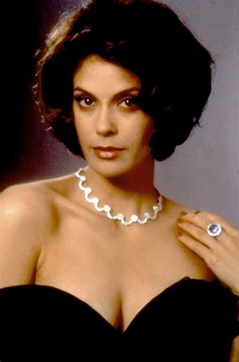 Paris Carver Played By Teri Hatcher Tomorrow Never Dies 1997 Photo From Instyle