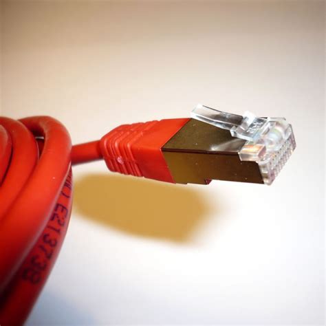 Cordon RJ45 Cat 6 F UTP LSZH 0 5M Rouge