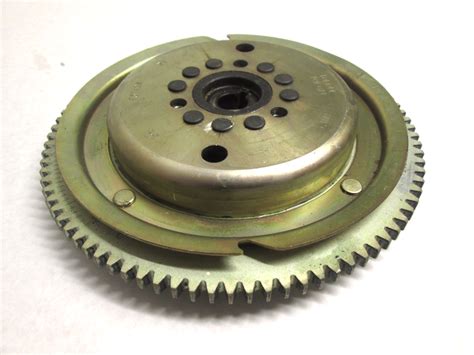 6H4 85550 A0 00 Flywheel Rotor Assembly Yamaha Outboard 40 50hp 1984