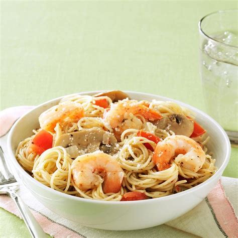 Garlic Shrimp & Mushroom Pasta Recipe: How to Make It