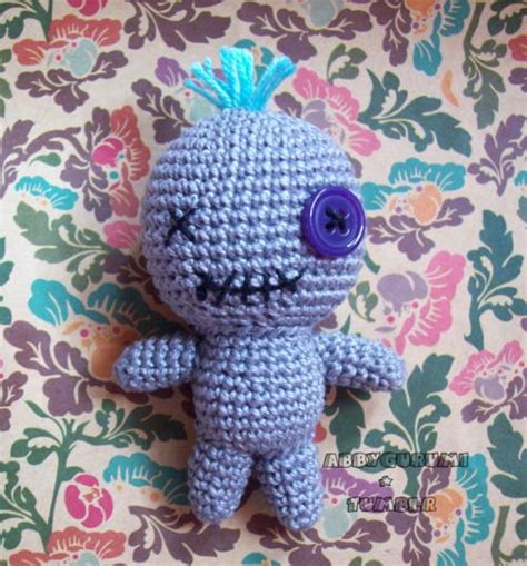 Amigurumi Voodoo Doll Free Pattern Ganchillo amigurumi Muñeca