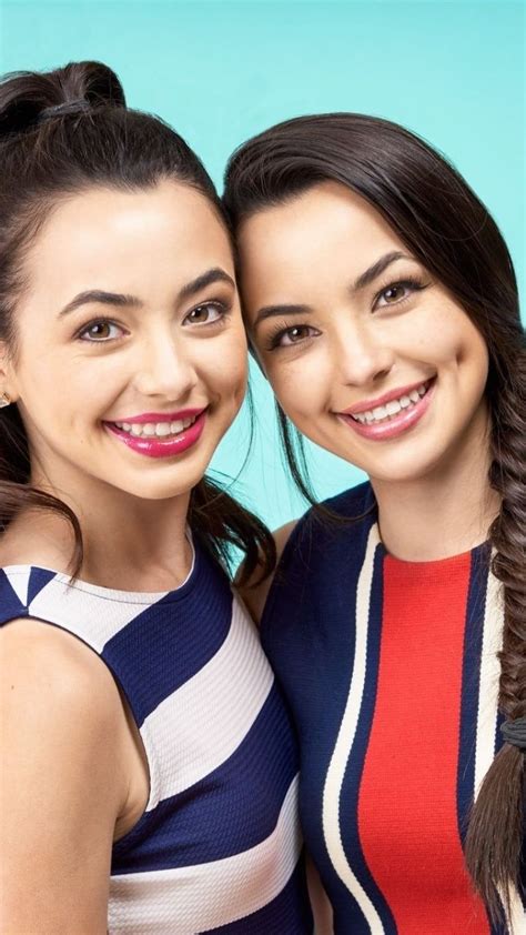 720x1280 Wallpaper Beautiful Twins Sister The Merrell Twins Merrell