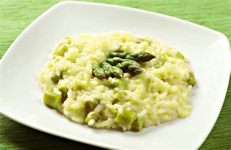 Risotto Con Asparagi Per Un Primo Delicato E Raffinato