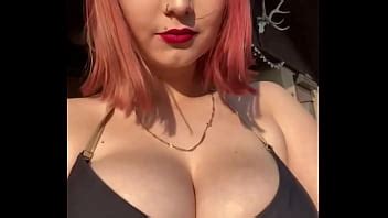 nena de años muestra las tetas al aire libre XVIDEOS