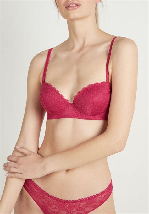 Ein Balconette-BH für ein schönes tiefes Dekolleté | ZALANDO