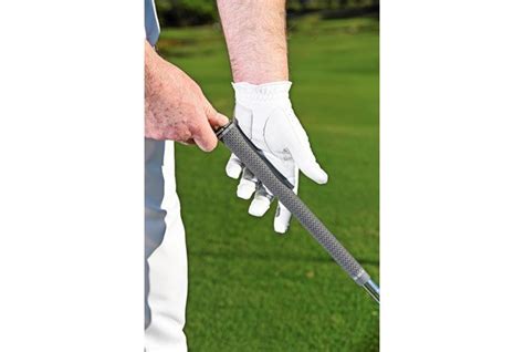 Four Simple Steps To The Perfect Golf Grip Today S Golfer