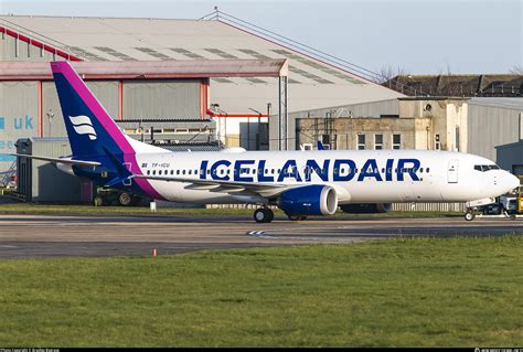 TF ICU Icelandair Boeing 737 8 MAX Photo By Bradley Bygrave ID