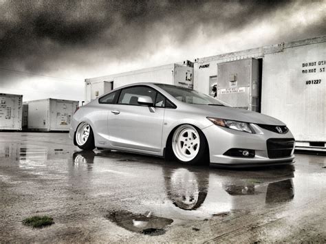 Slammed Honda Civic Sedan