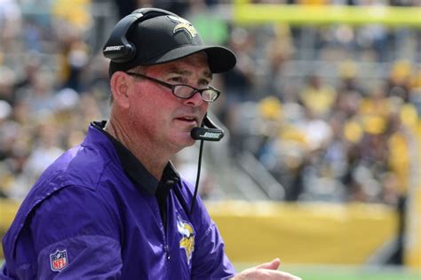 Minnesota Vikings signing head coach Mike Zimmer to multiyear extension - UPI.com