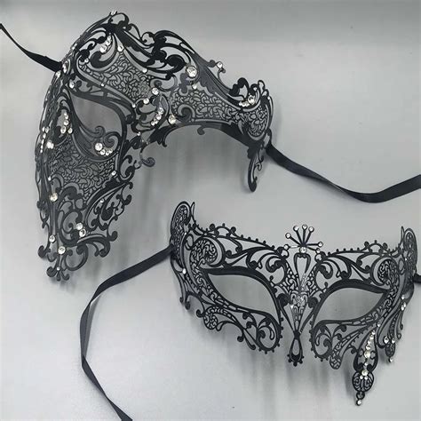 Silver Half Skull Metal Carnival Venetian Masquerade Couple Mask Set