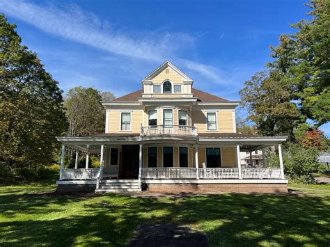 Fromer Farmhouse - The Hunter Foundation, INC