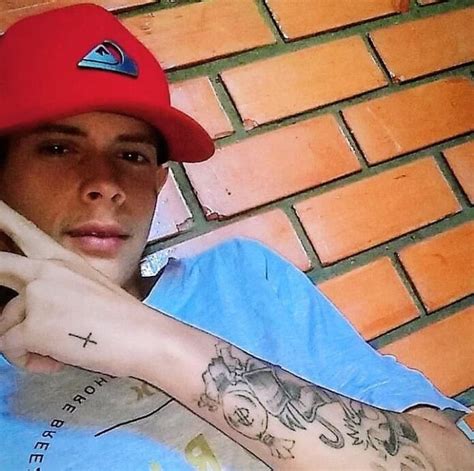 Canoas Identificado Jovem Morto A Tiros Dentro De Carro Ag Ncia Gbc