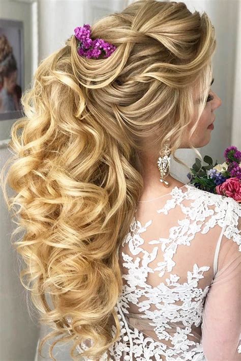 Half Up Half Down Wedding Hairstyles Top Looks Expert Tips Wedding