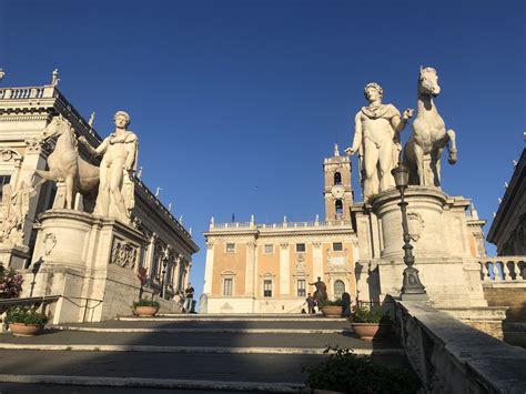 Visit Capitoline Hill Roman Forum And The Colosseum Live Online Tour