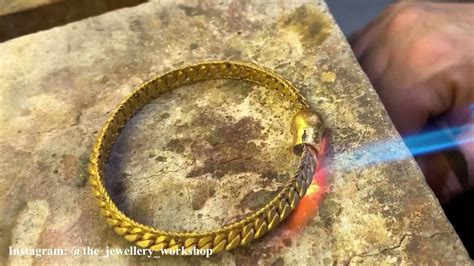 Making Traditional K Gold Bangles Indian Jewelry Gold Jewelry