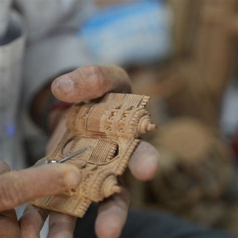 sandalwood carving experience  vinod jangid rajasthan studio