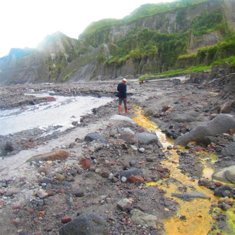 Mt. Pinatubo Volcano - Yolo Travel Philippines