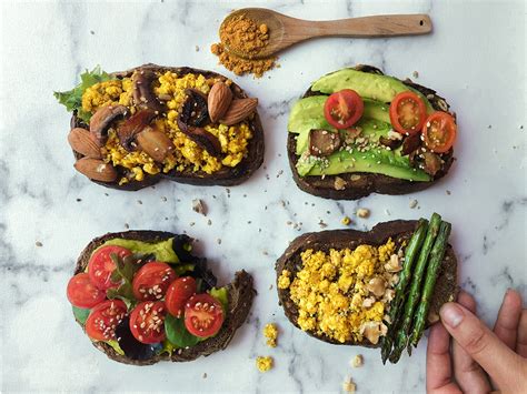 Tostadas veganas saludables tofu aguacate Mis Recetas Veganas fácil