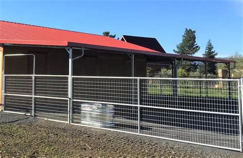 2x4 Mesh Panel Sc Barns Buildings And Fence