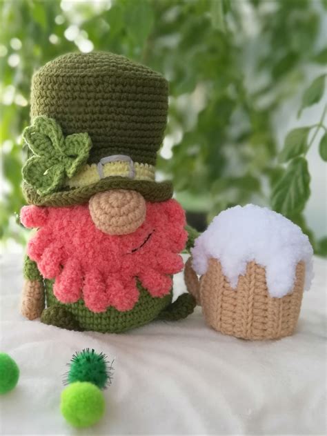 St Patricks Day Gnome Crochet Pattern Amigurumi Leprechaun PDF