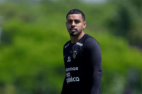 Matheus Bidu Do Corinthians Fica Perto De Time Do Brasileirão