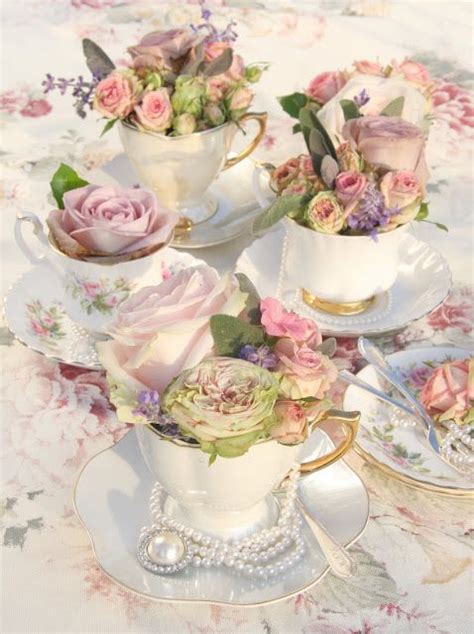 Very Warm And Winsome Vintage Tea Cups – Bored Art