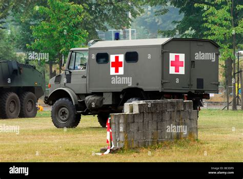 Unimog Hi Res Stock Photography And Images Alamy