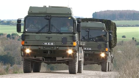 British Army Man Trucks In Convoy And Travelling Around Youtube