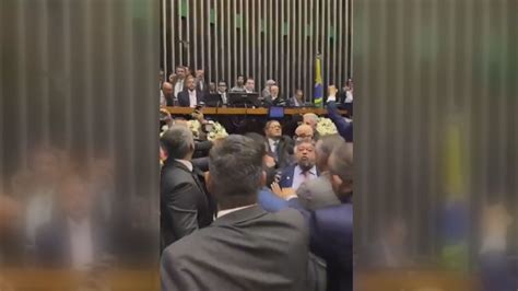 Pgr Pede Arquivamento De Inqu Rito Sobre Briga Entre Deputados Na