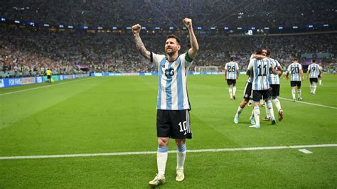 Heroic Messi saves Argentina’s World Cup as Mexico’s tactical tweaking ...