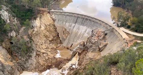 Efectivos De La Ume Y Drones Contin An La Vigilancia En La Presa De