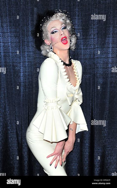 Violet Chachki Auf Rupaul S Dragcon Im Los Angeles Convention Center Los Angeles 16 05 2015