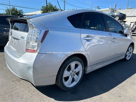 Prius Option