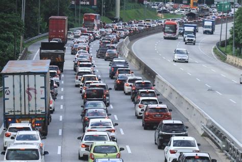 Tahun Baharu Cina Kenderaan Barangan Dilarang Guna Jalan Raya