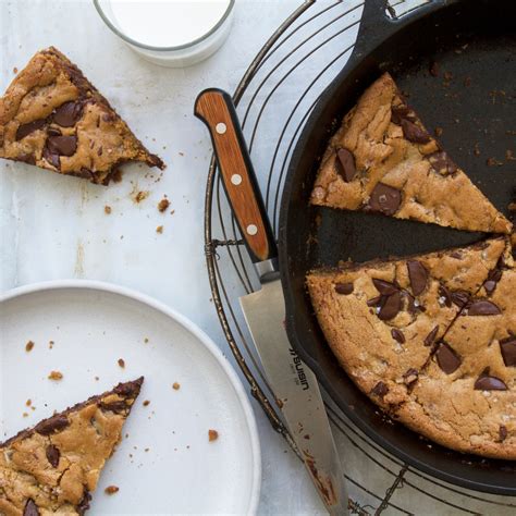 Giant Chocolate Chip Skillet Cookie Recipe Bon Appétit