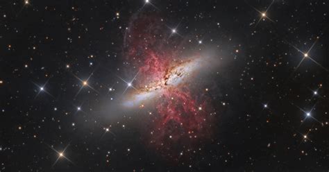 The Cigar Galaxy (Messier 82) - Astrophotography by Nicolas ROLLAND