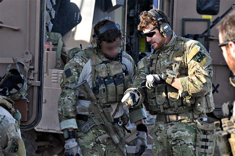 Two Australian Sas Operators Review Geospatial Intel In Preparation For