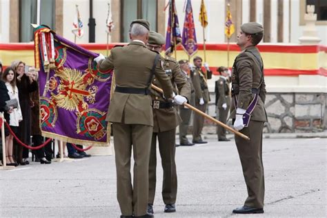 El Teniente Coronel N Ez Asume El Mando Del Regimiento De Ingenieros