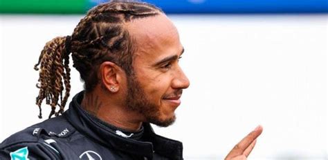 Lewis Hamilton Extiende Dos A Os M S Su Contrato Con La Escuder A