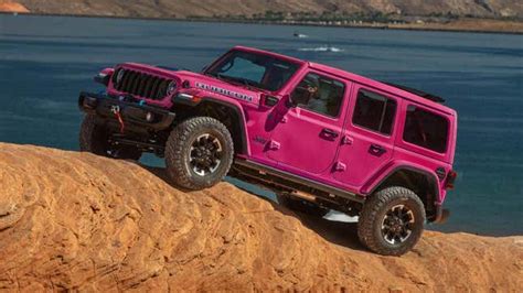 Jeep Trae De Vuelta Pintura Rosa En El Wrangler Porque Mucha Gente Lo