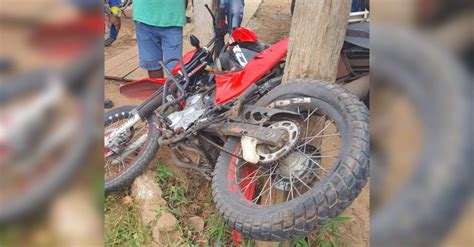 Motociclista Tem Fratura Exposta Ap S Avan Ar Preferencial E Ser