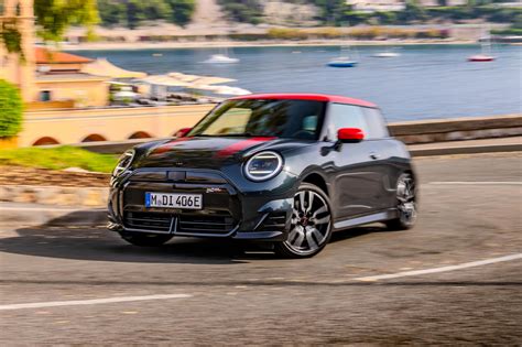 Mini To Reveal Electric Jcw Hot Hatch This Year Carexpert