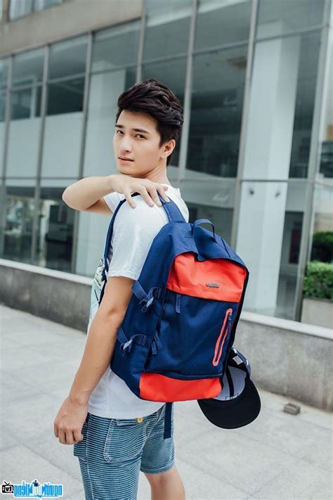 Hot boy Huỳnh Anh